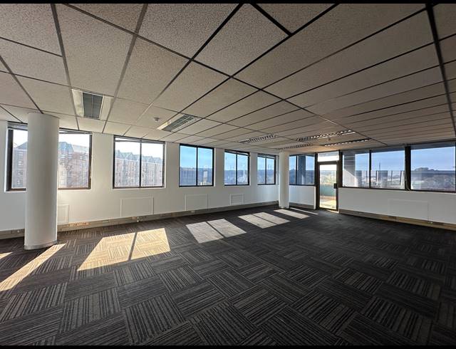 142M² OFFICE TO LET IN CENTURION CENTRAL